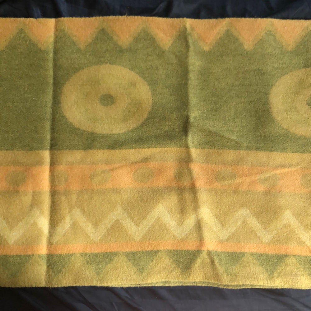 100% cashmere woven scarf - Picture 2 of 2
